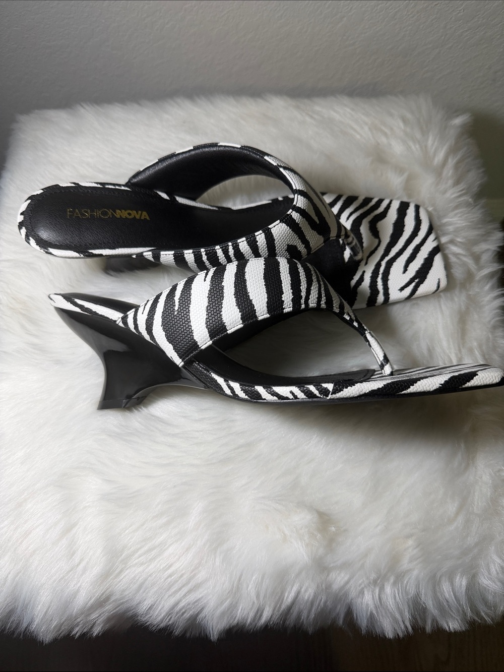 Black & White Wedges Sandals